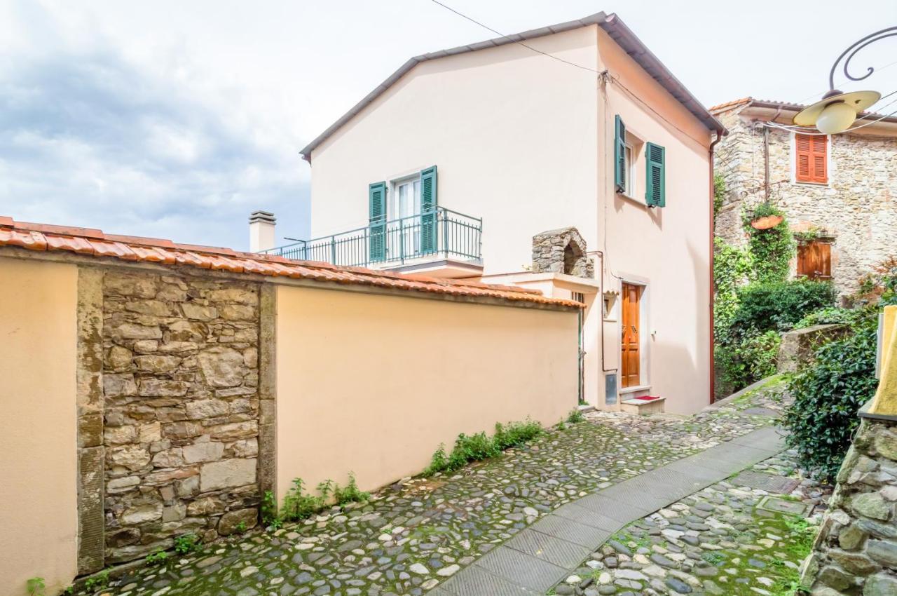Comfy & Roomy Apt - View On The Ligurian Hills! Vezzano Ligure Exterior foto